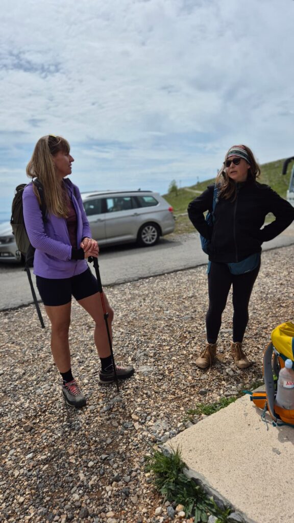 Sandra Drnić and Petra Sigur during preparations and conversation before the Velebit hike as part of the 12 Peaks – Challenge Up project