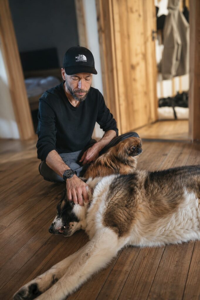 KroNland volunteer Josry reunited with Benji after returning to Croatia, Sisak, 2026.